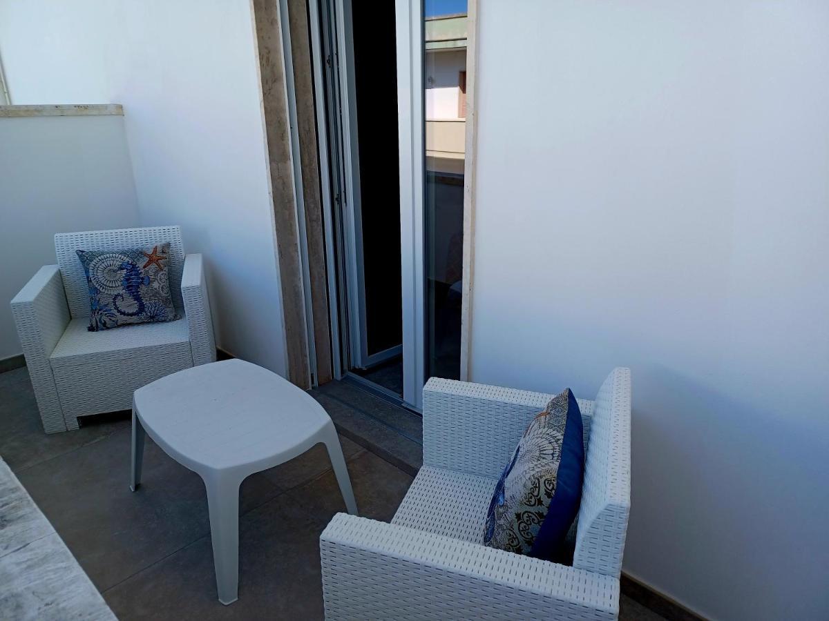 House Salento Central Rooms ตอร์เร ซาน จิโอวานนิ อูเจนโต ภายนอก รูปภาพ