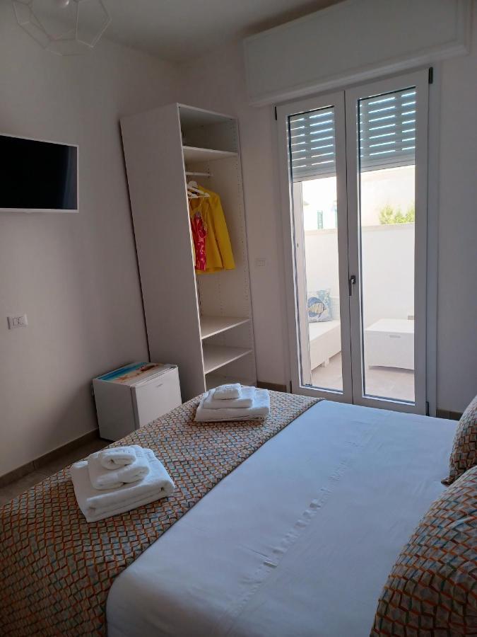 House Salento Central Rooms ตอร์เร ซาน จิโอวานนิ อูเจนโต ภายนอก รูปภาพ
